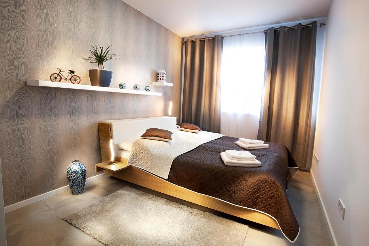 Apartmany Ladná エクステリア 写真