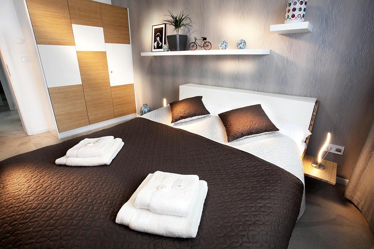 Apartmany Ladná エクステリア 写真